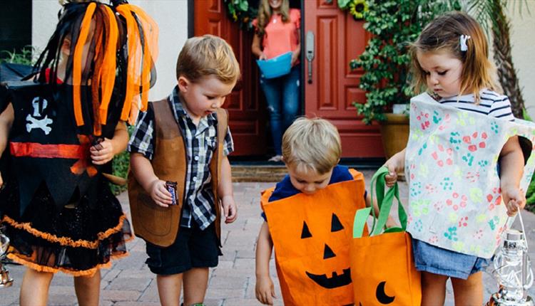 Museum Make: Monsters and Magic Costumes